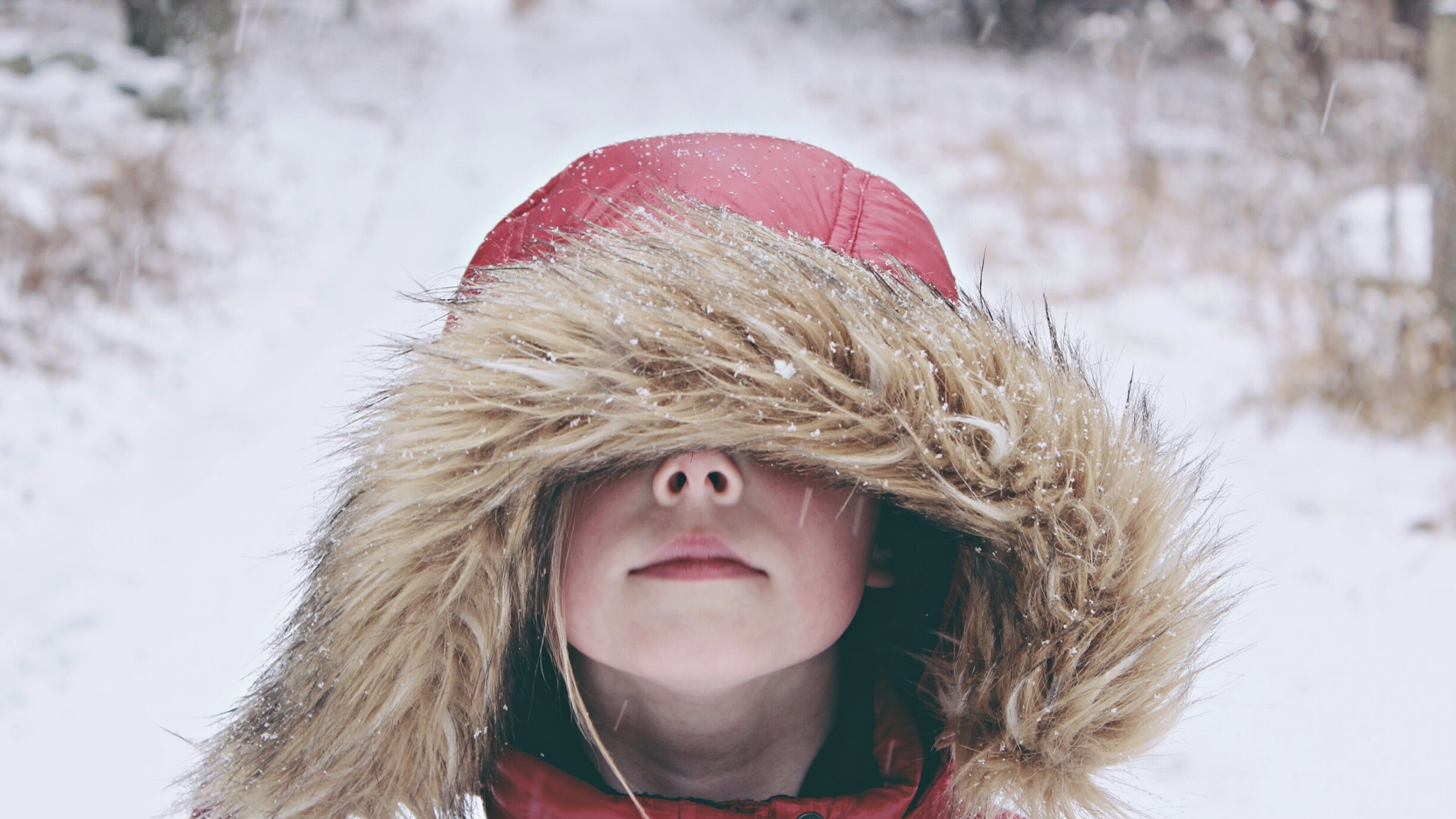 Ostatnie zmiany temperatur na zewnątrz – jak różnice pogodowe wpływają na dzieci?