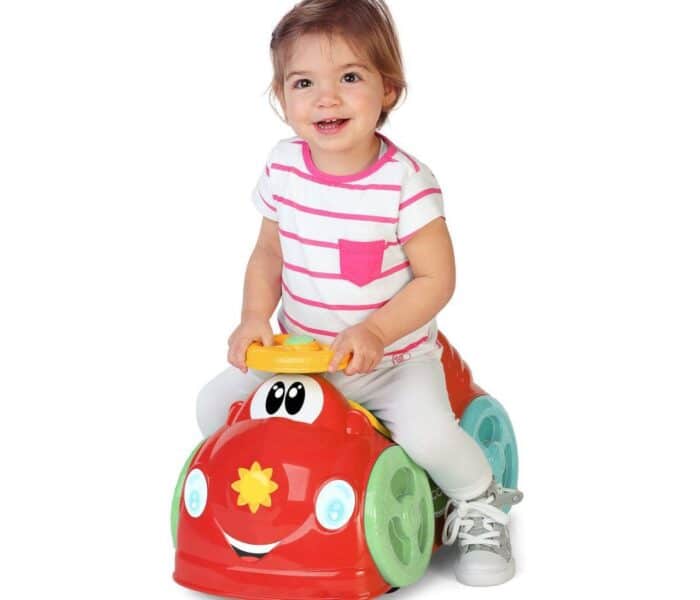 Jaki jeździk dla dziecka wybrać – na co zwrócić uwagę?
